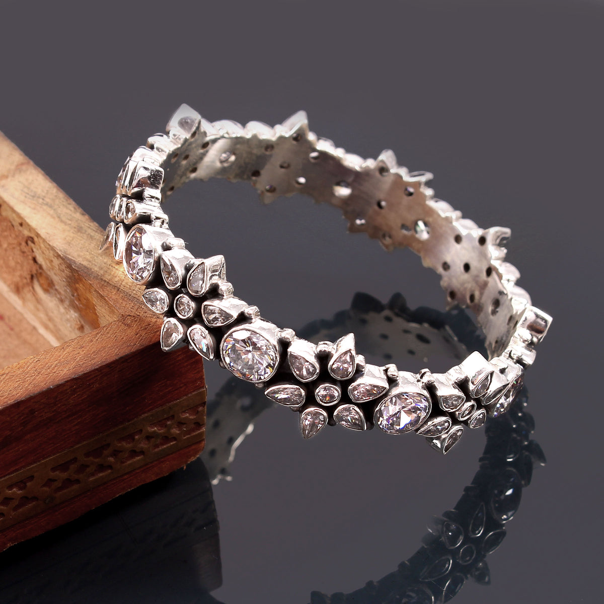 Noor Crystal Floral Kada