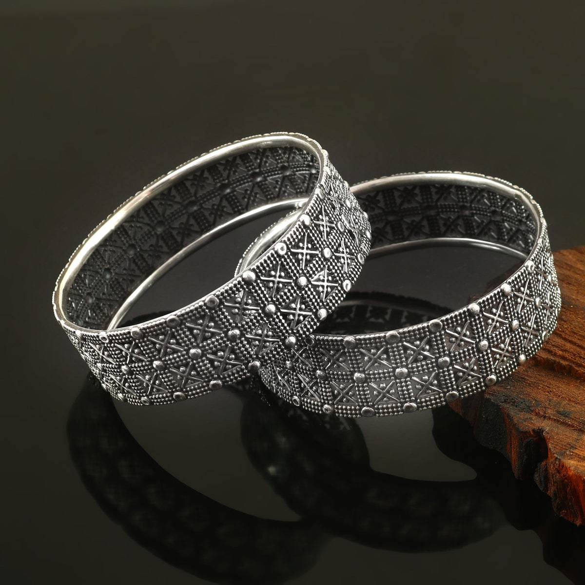 Antique Oxidized Silver Lattice Cross Motif Bangles Set