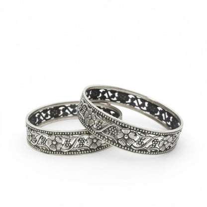 The Gilded Floral Vine Kada