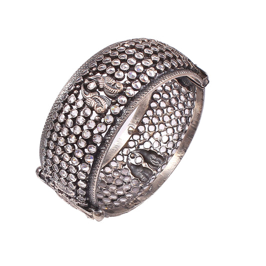 RAJHASTI POLKI CUFF