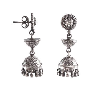 Neysa Studs