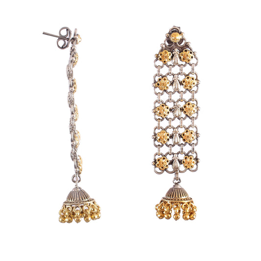 Nayara Earrings