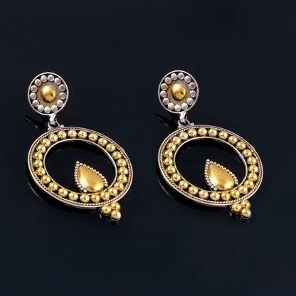 Devika Earring