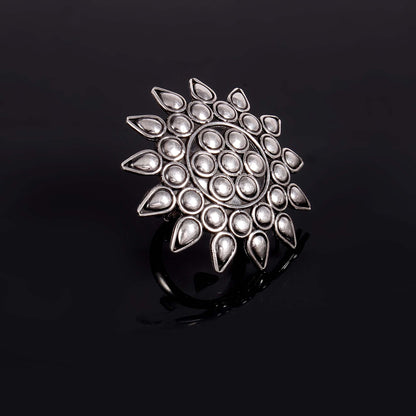Neyra Ring