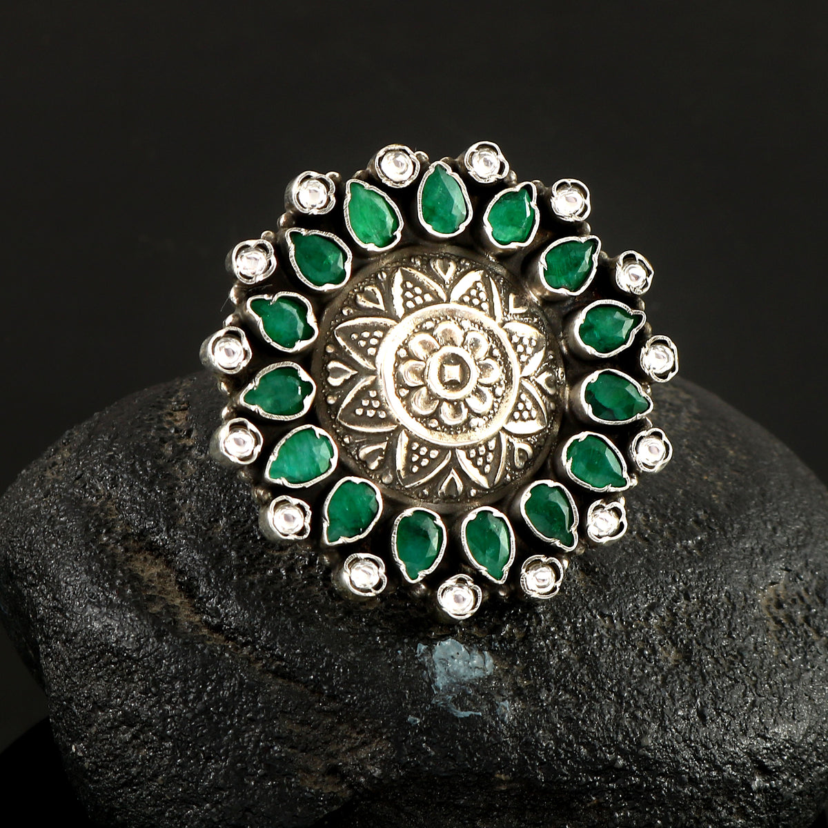 Yuvika Ring
